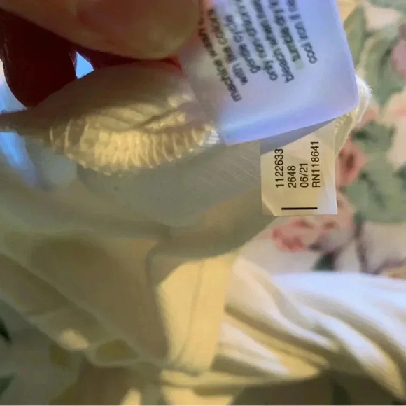 Lane Bryant Womens Top Size 26/28 Shade White with Long Sleeves - Picture 9 of 9